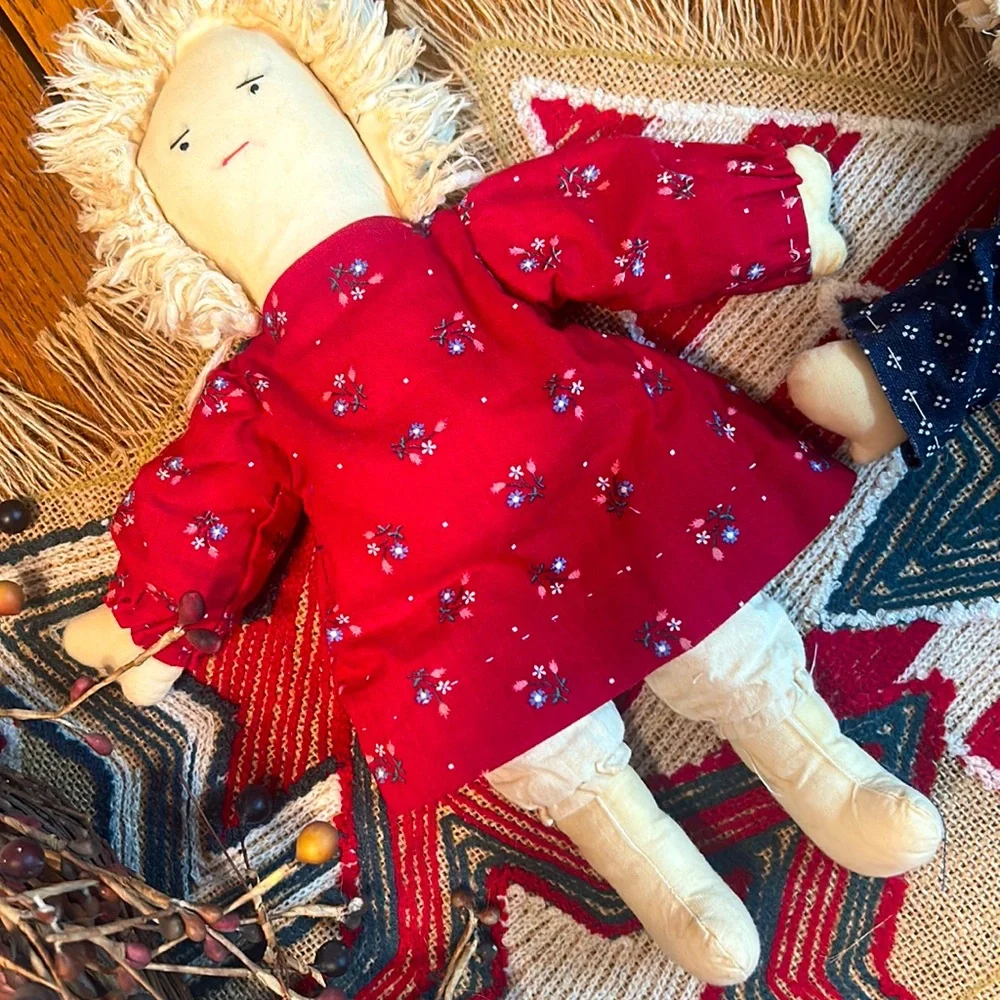 Set of 2 HANDMADE DOLLS & dresses❤️1 RED & 1 NAVY💙